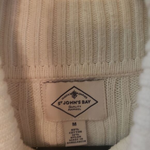 St JOHN'S BAY Women's Cream Turtle Neck Sweater - Picture 13 of 16
